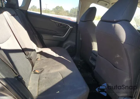 2020 Toyota Rav4 Le z USA, uszkodzony, nr VIN JTMH1RFV1LD046599